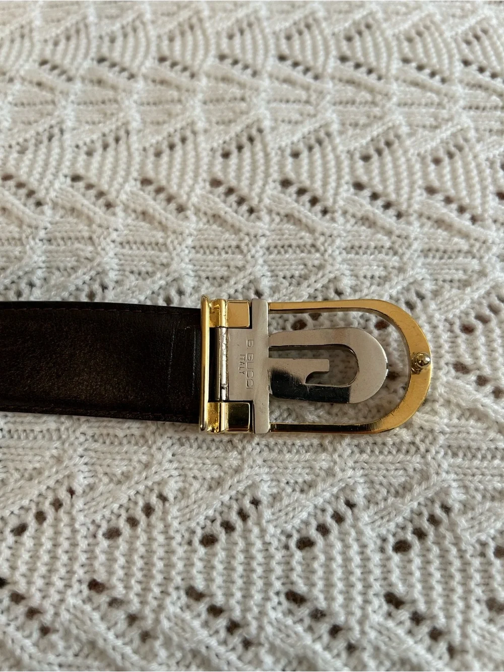 Vintage Gucci Black Leather Belt Two-Tone Gold Silver G Buckle Good Condition